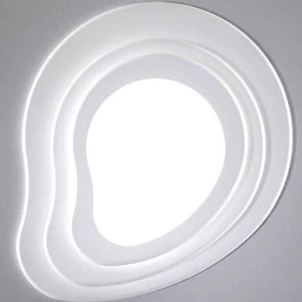 Islas lampada da soffitto/parete